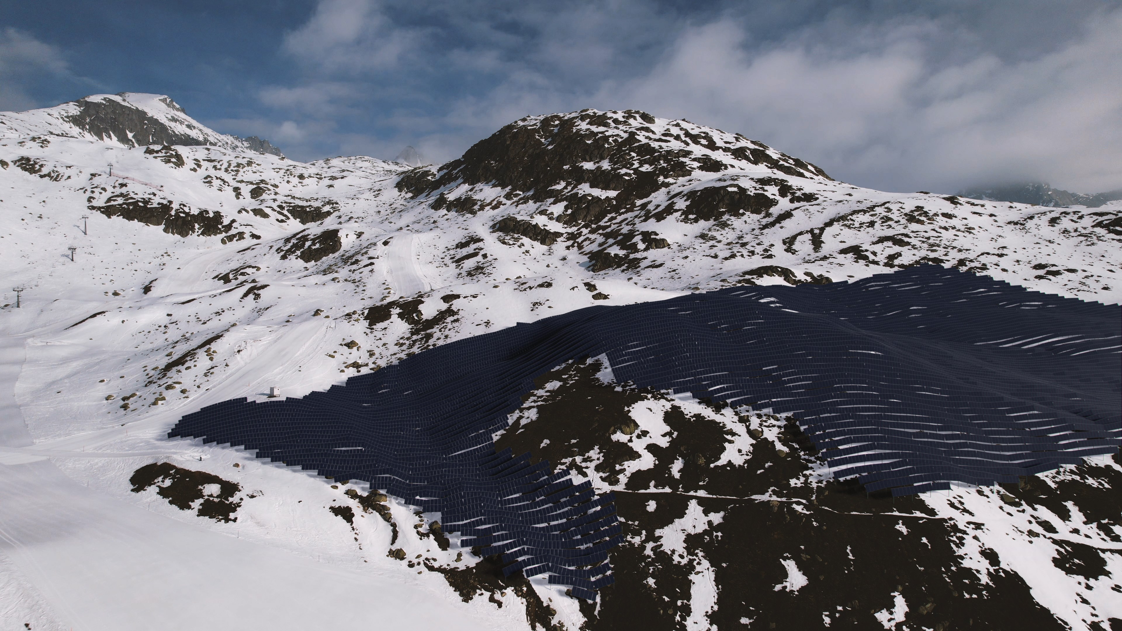 Wir wollen Freiflächenanlagen in den Bergen bauen, wie hier die Anlage "Ovra Solara Magriel" im Skigebiet Disentis 