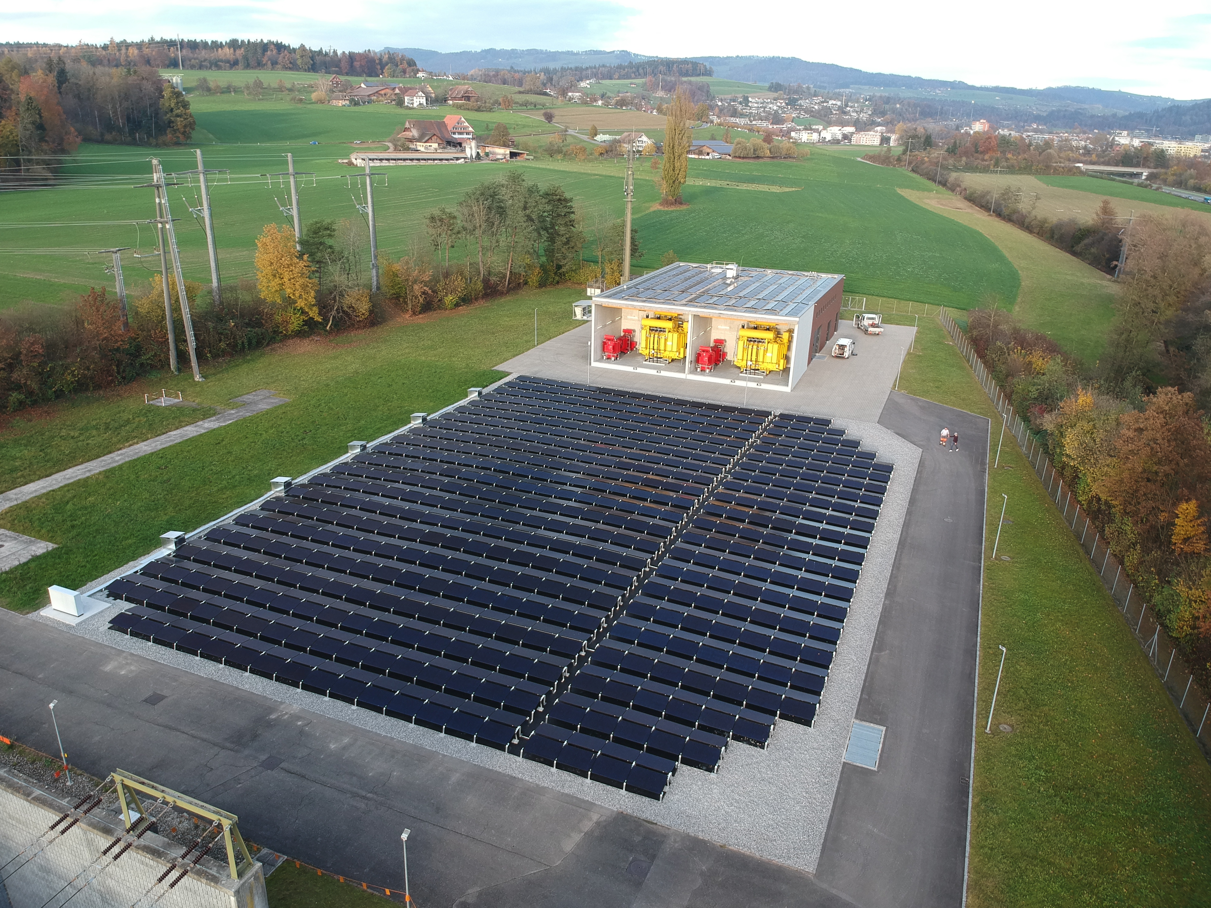 Freiflächenanlage beim Axpo Unterwerk in Baar