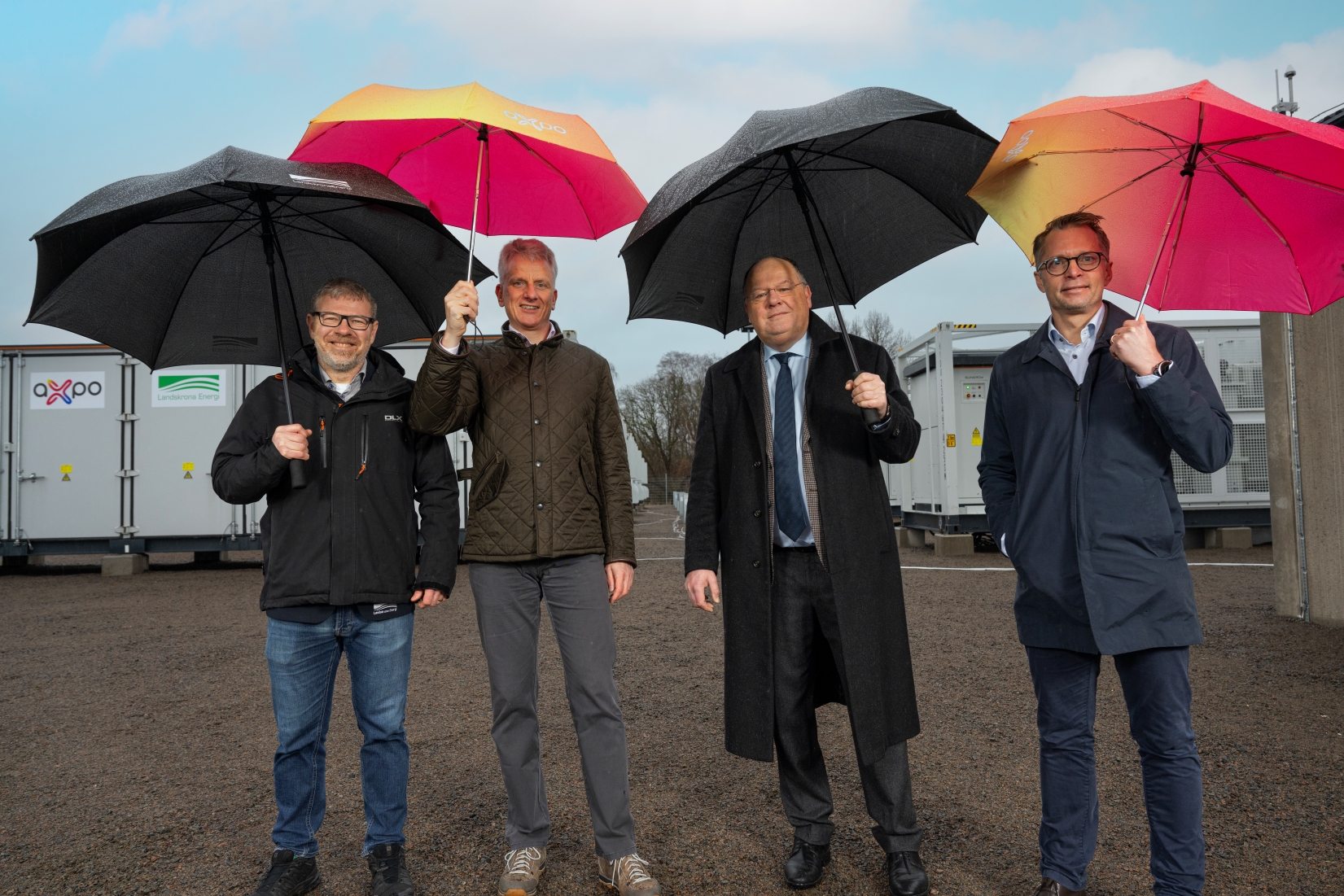 Opening event of the large battery storage facility on 12 February 2024: Johan Holmstedt, CEO Landskrona Energi; Frank Amend, Axpo Group, Head of Batteries & Hybrid Systems; Torkild Strandberg, chairman of the municipal council in the city of Landskrona; Håkon Røhne, Managing Director Axpo Nordic
