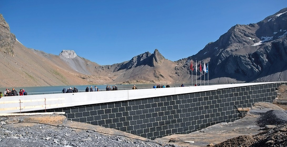 A photovoltaic system at the Muttsee