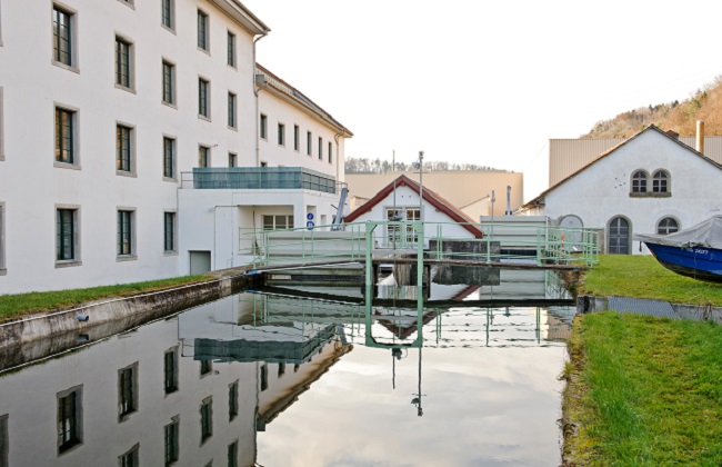 das Kraftwerk Kollbrunn an der Töss...