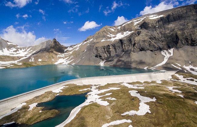 Liegt inmitten einer prächtigen Berglandschaft: Der Muttsee auf rund 2500 m.ü.M.