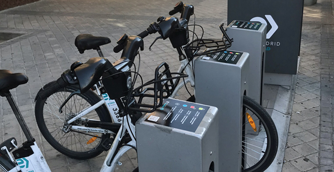 Green electricity for e bike charging stations Axpo
